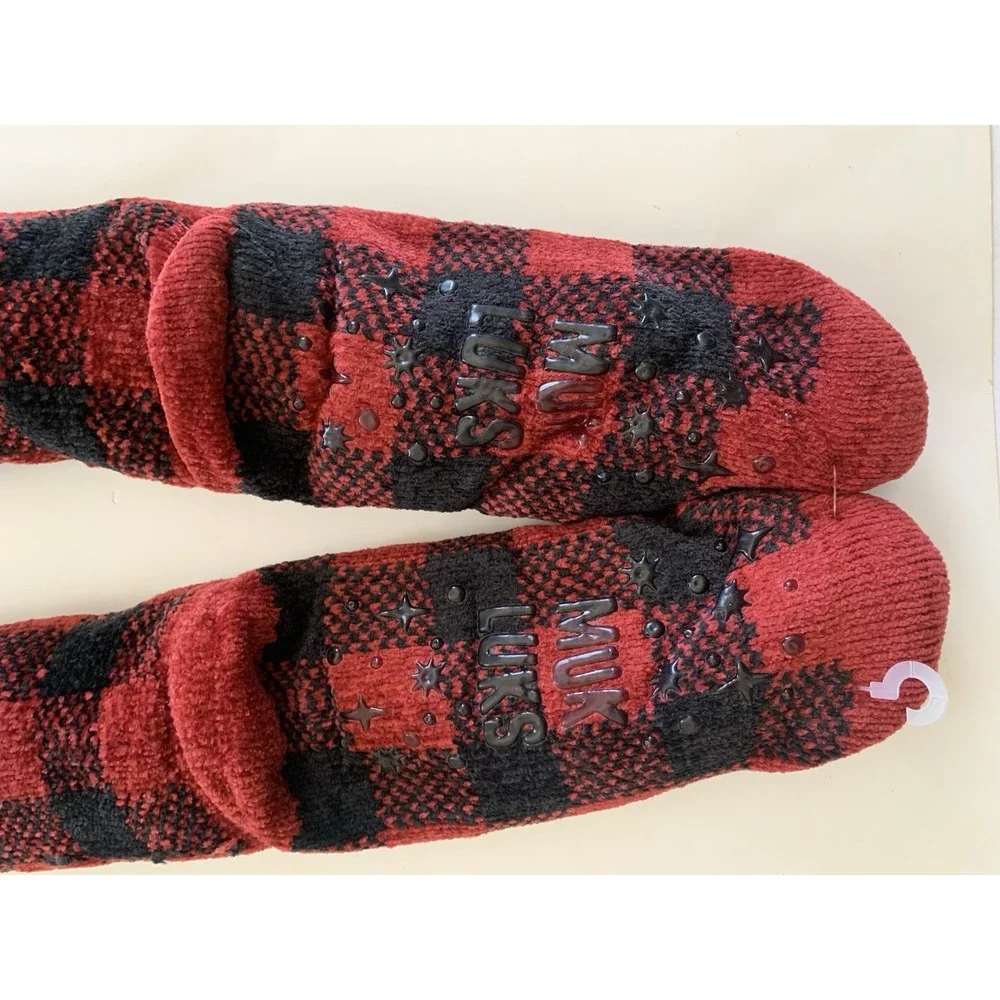 Muk Luks Short Sherpa Cabin Socks Red Buffalo Plaid Slippers Womens