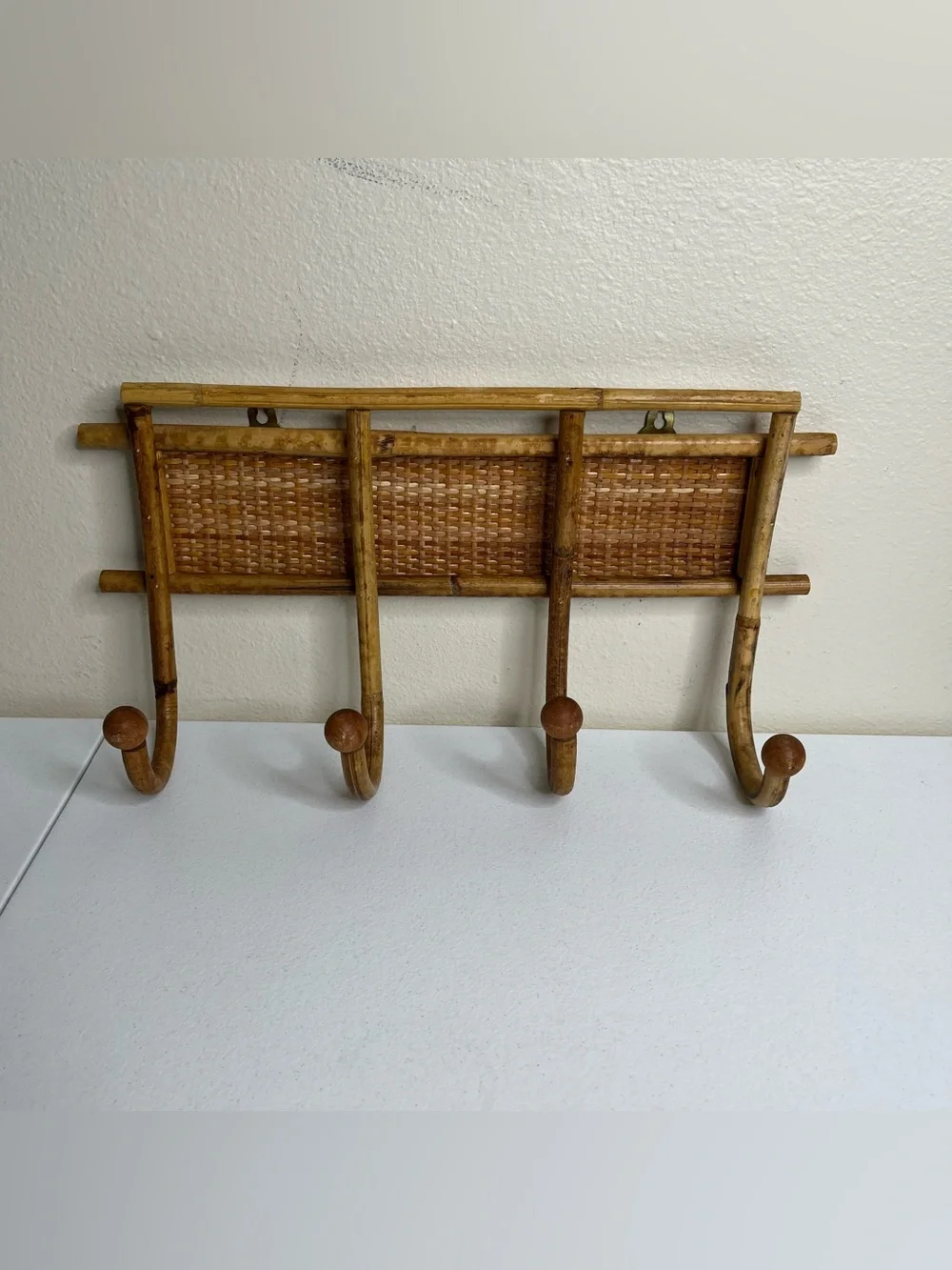 Vintage Bamboo Wall Coat Rack 4 Hook Woven Rattan Boho Tiki Entryway Decor 70s