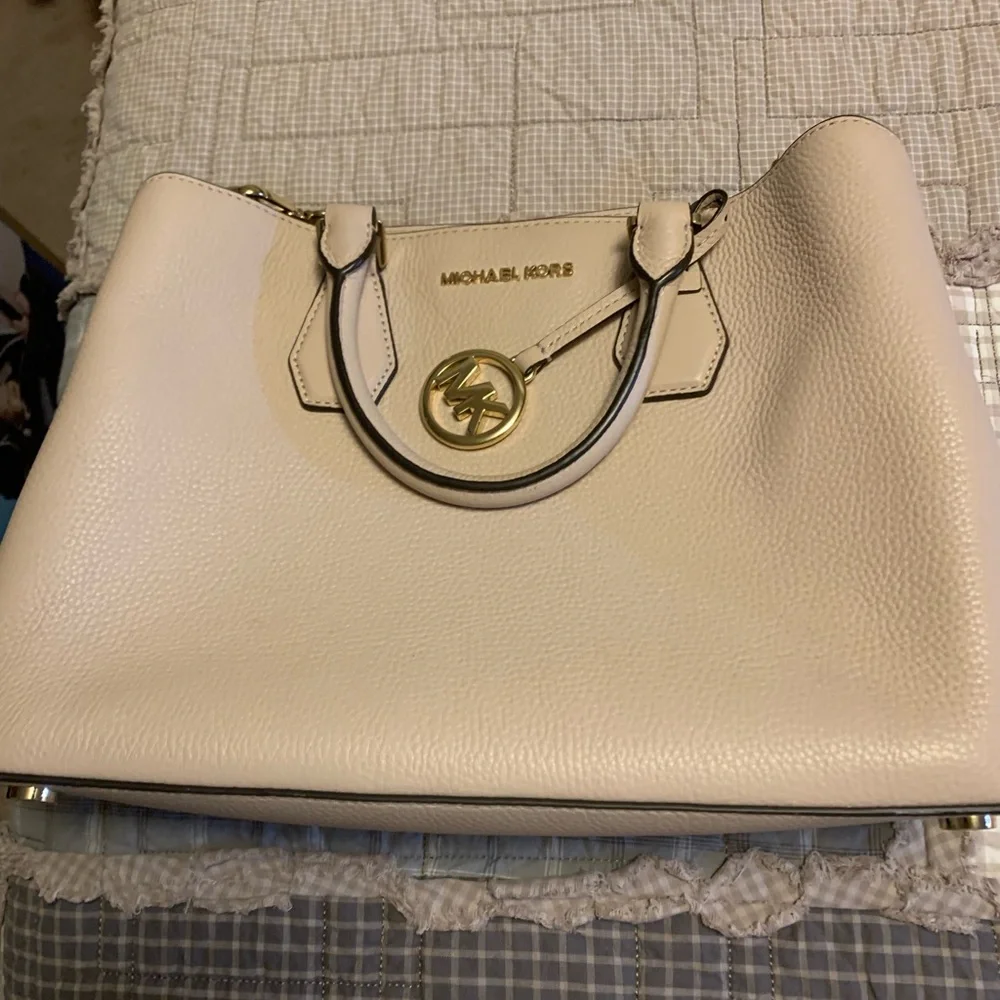 Michael Kors Pebbled Satchel in Light Taupe