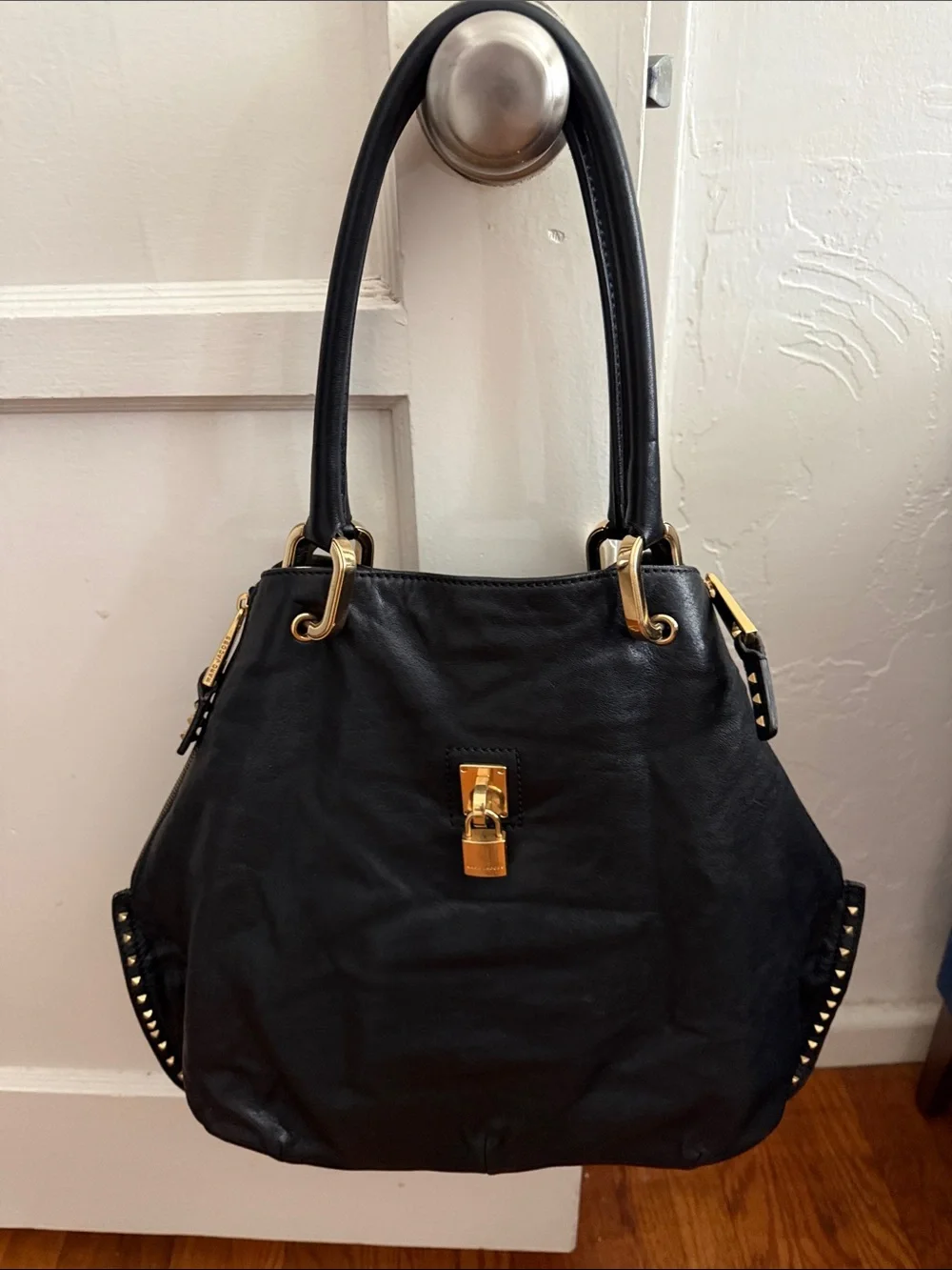 Marc Jacobs classic black