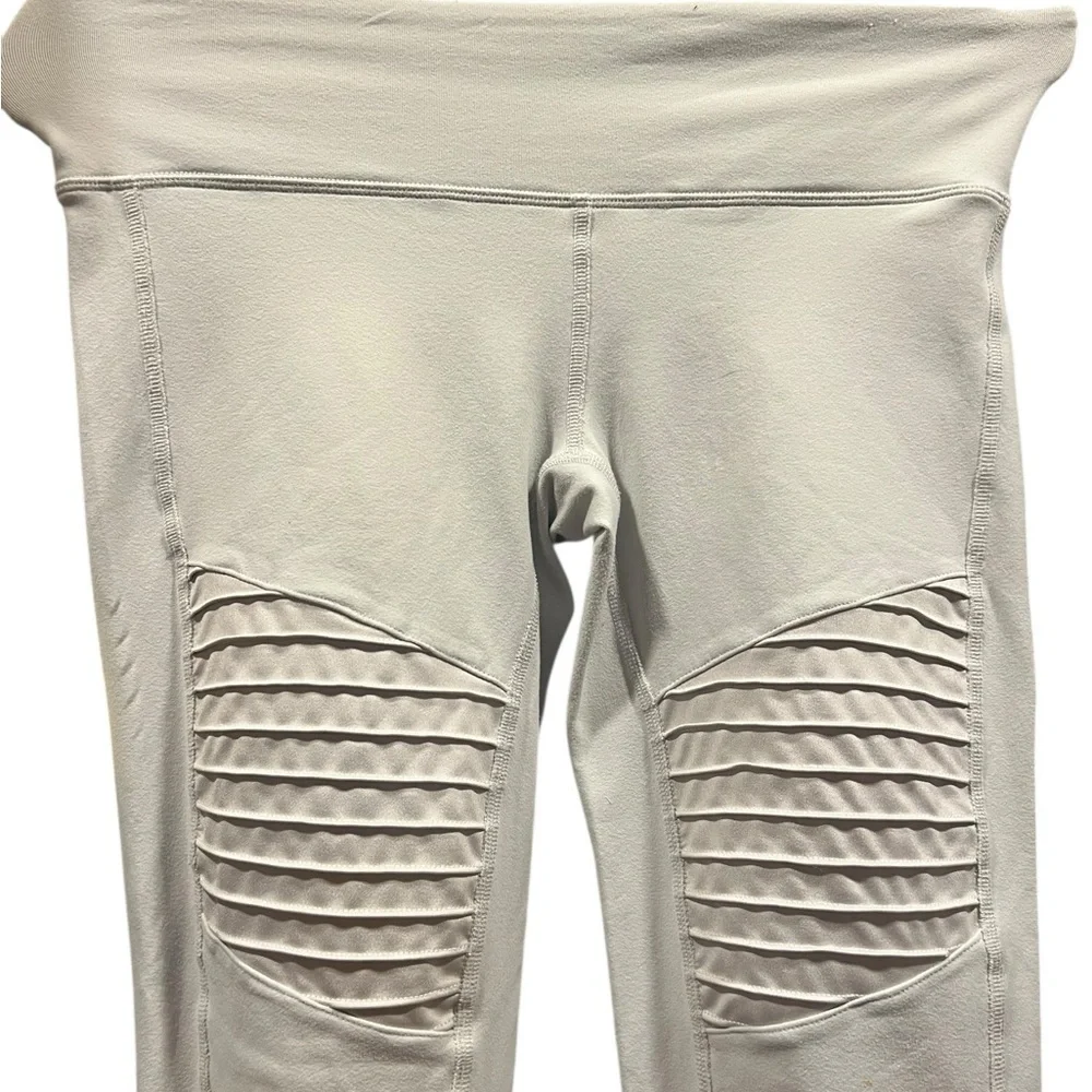 ALO Yoga Cream Ribbed Leggings