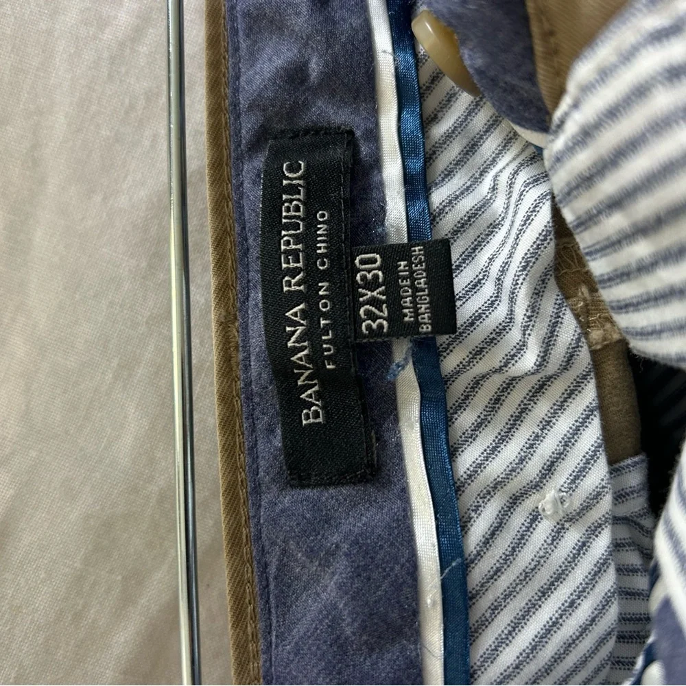 Banana Republic front styling neutral