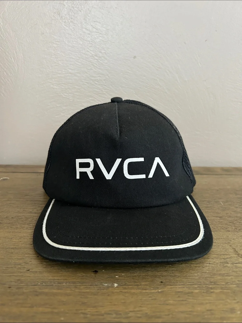 RVCA foamy snapback