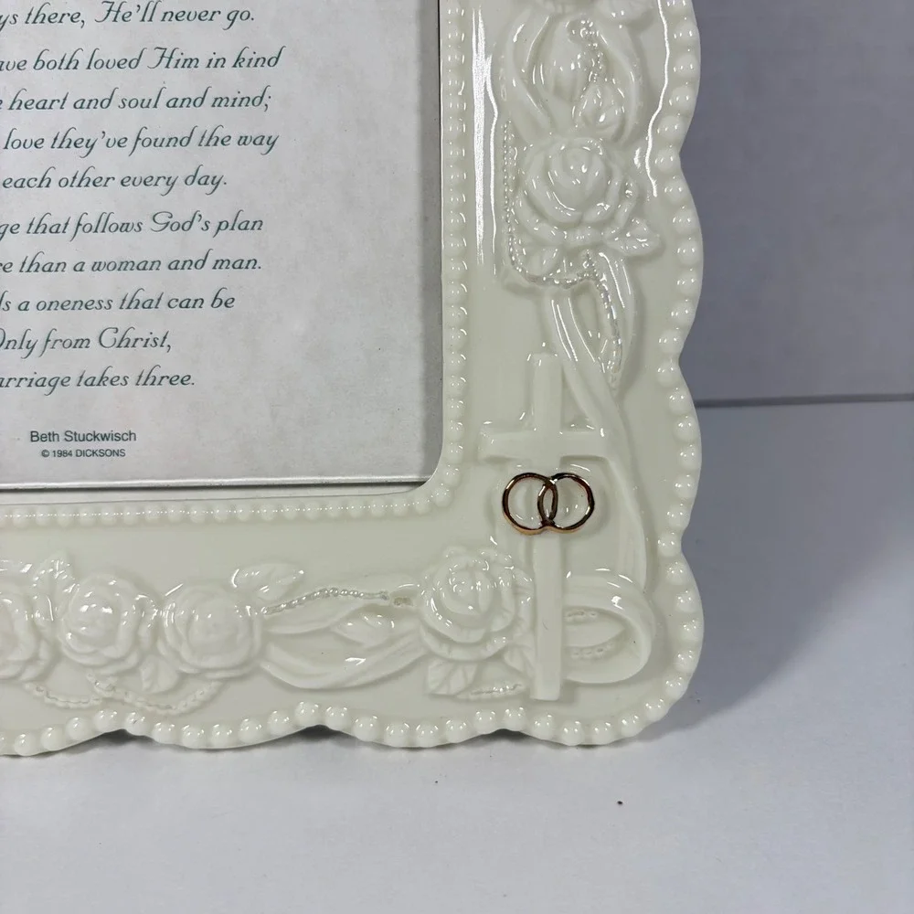 Dicksons measurements roses frame