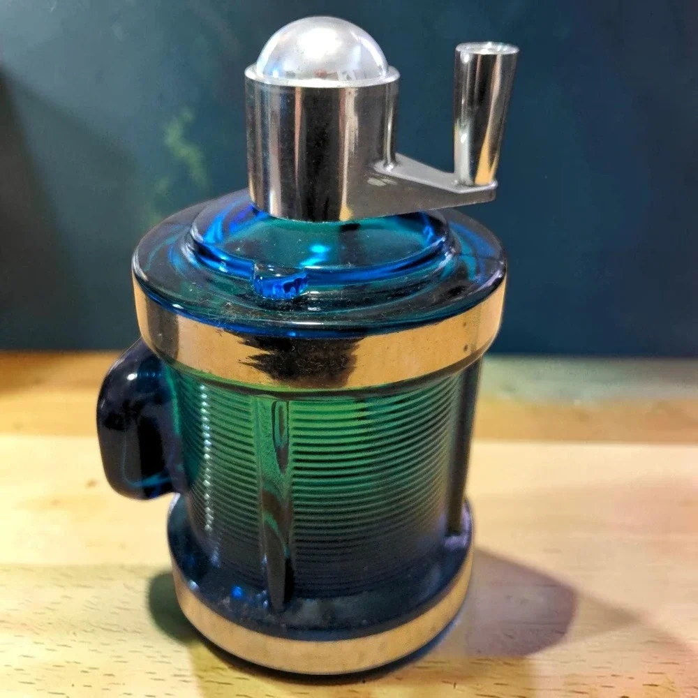 Avon reel retro