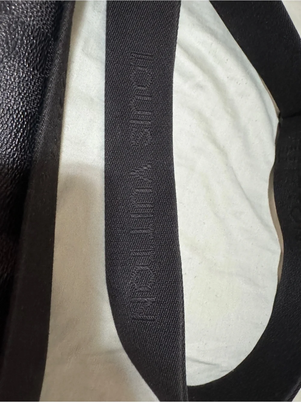Louis Vuitton smoky damier