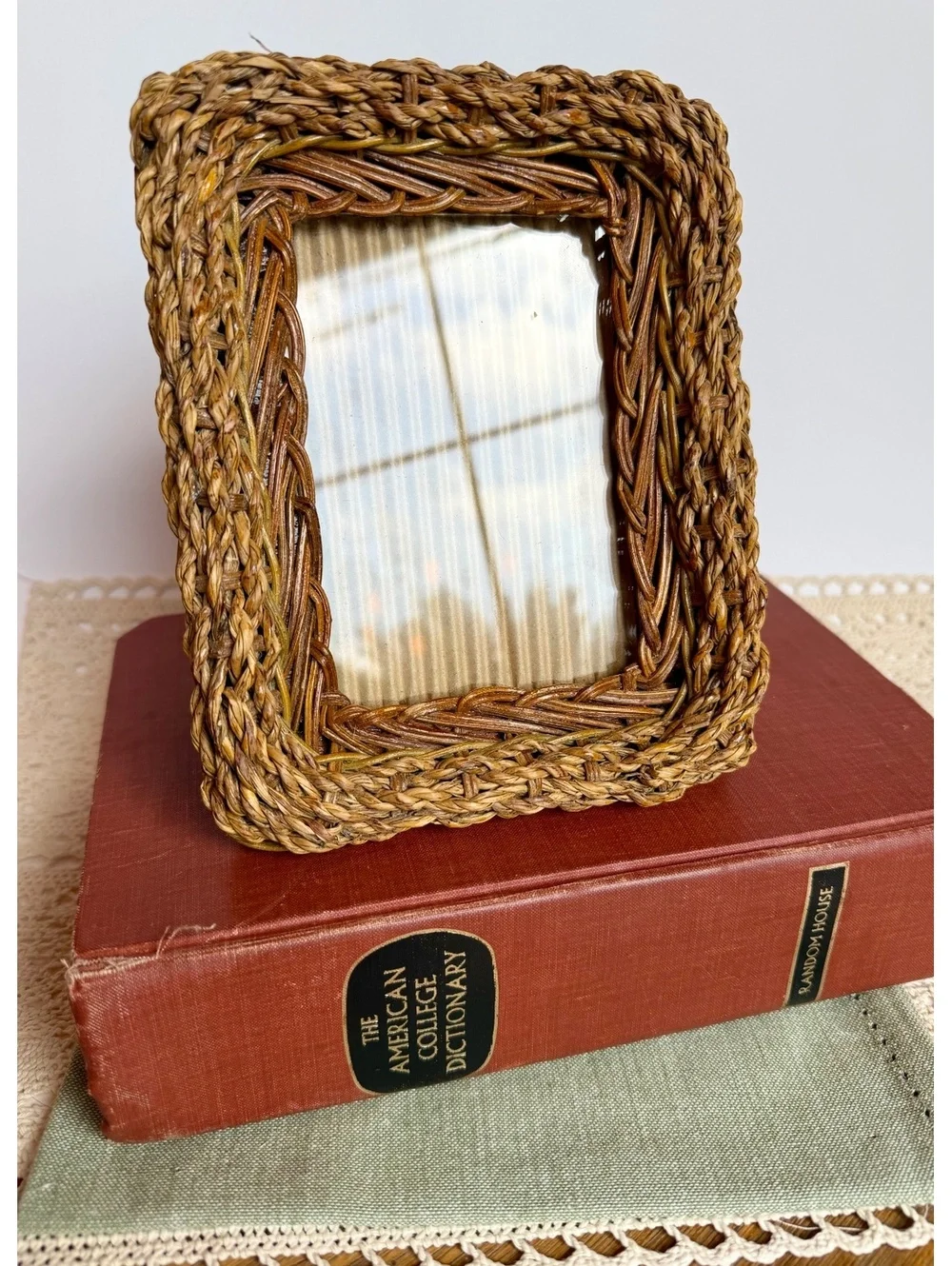 Vintage Woven Wicker Picture Frame 4x6 Rustic Boho Tabletop Frame