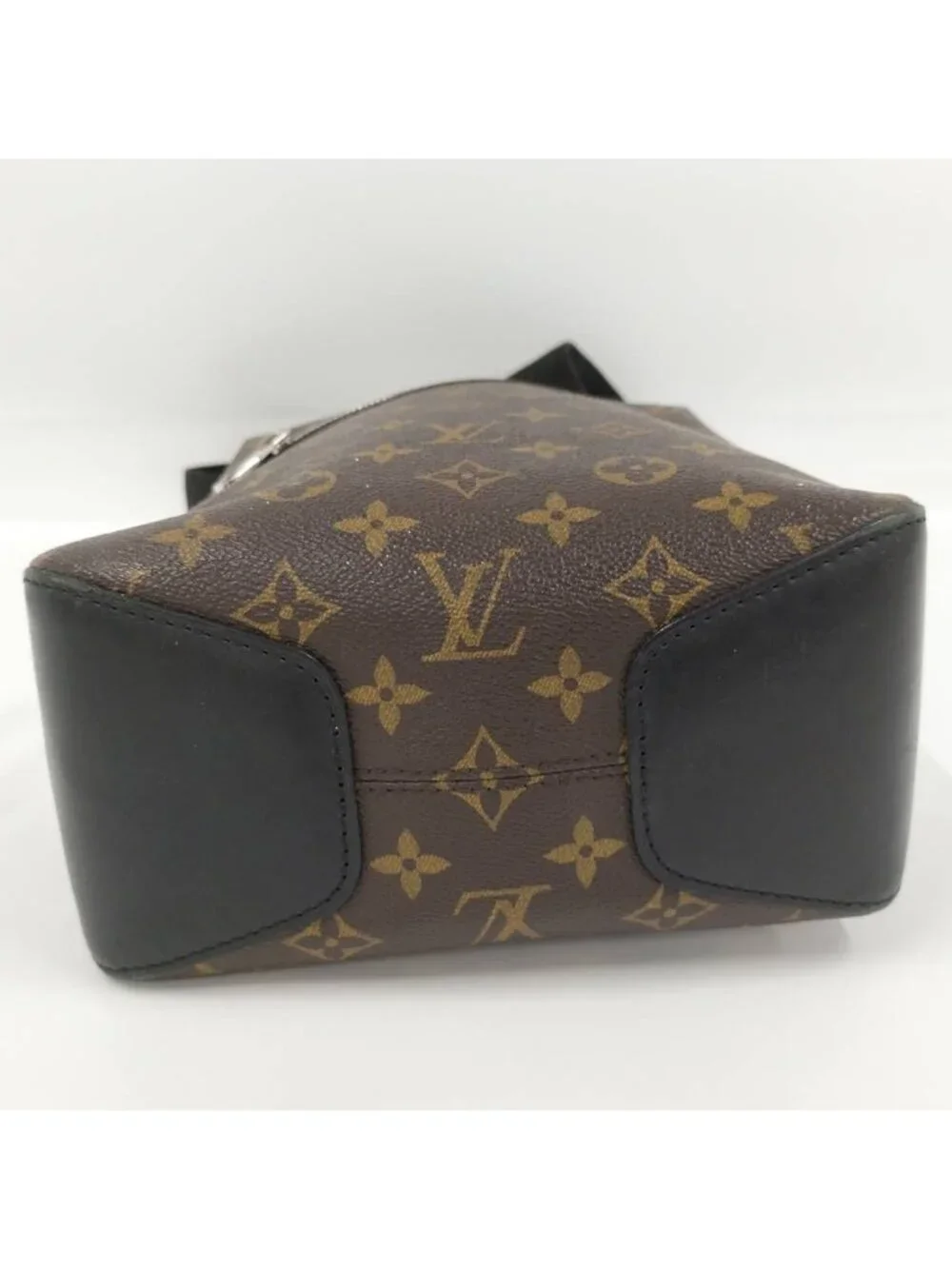 Louis Vuitton this authentic