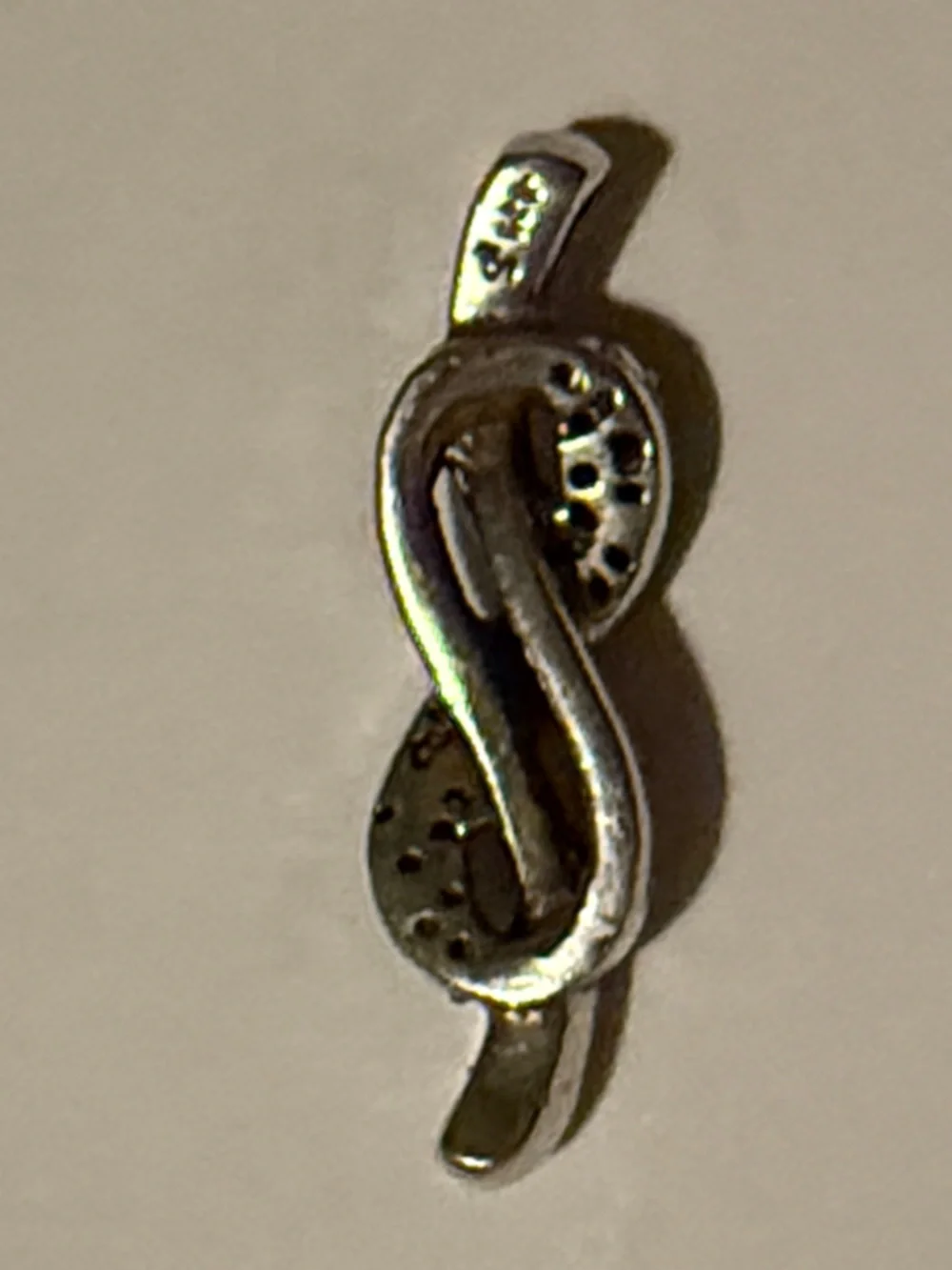 Infinity elegant twisted