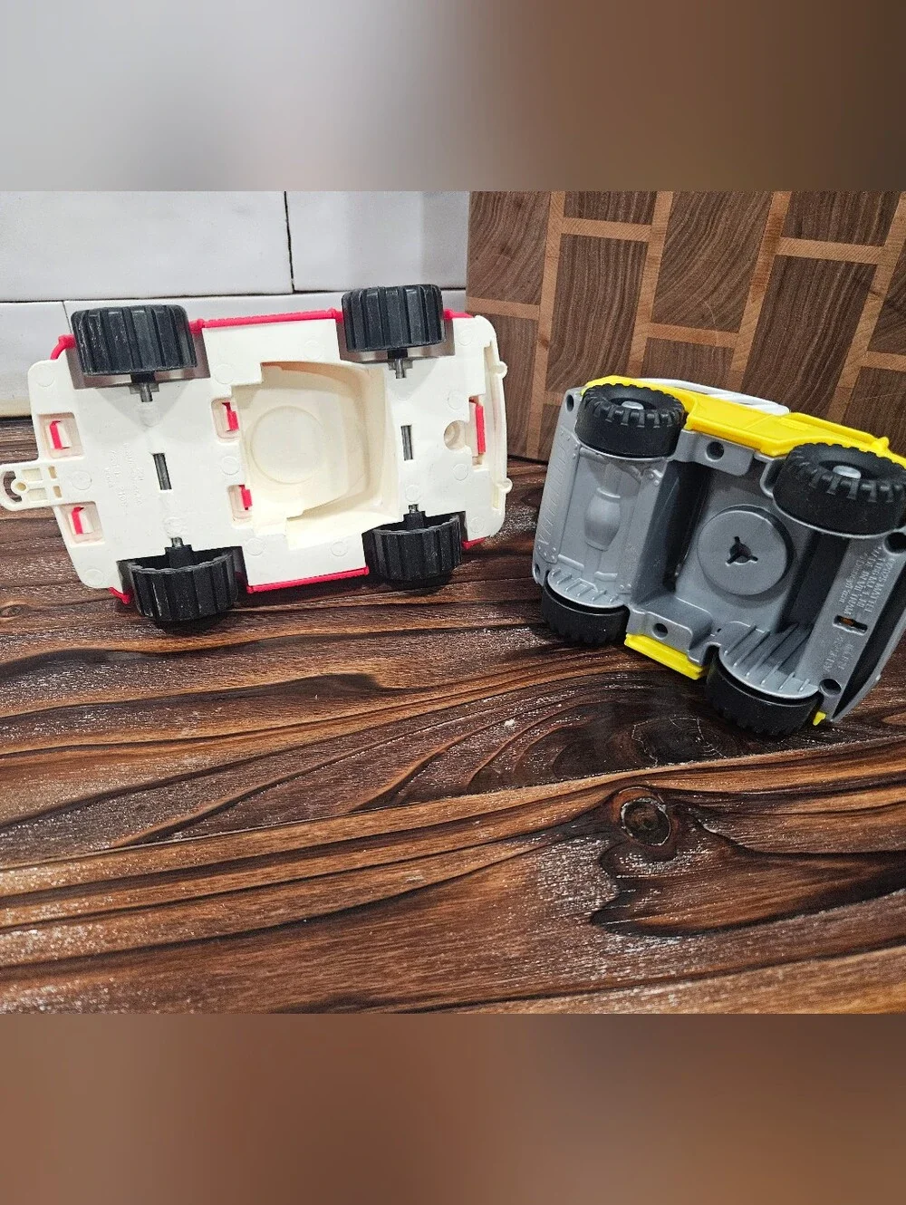 Fisher-Price pet imperfections