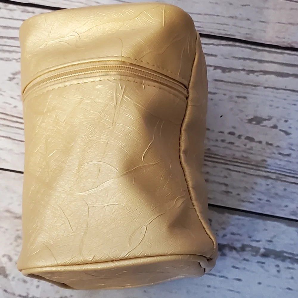 SeneGence gold vinyl
