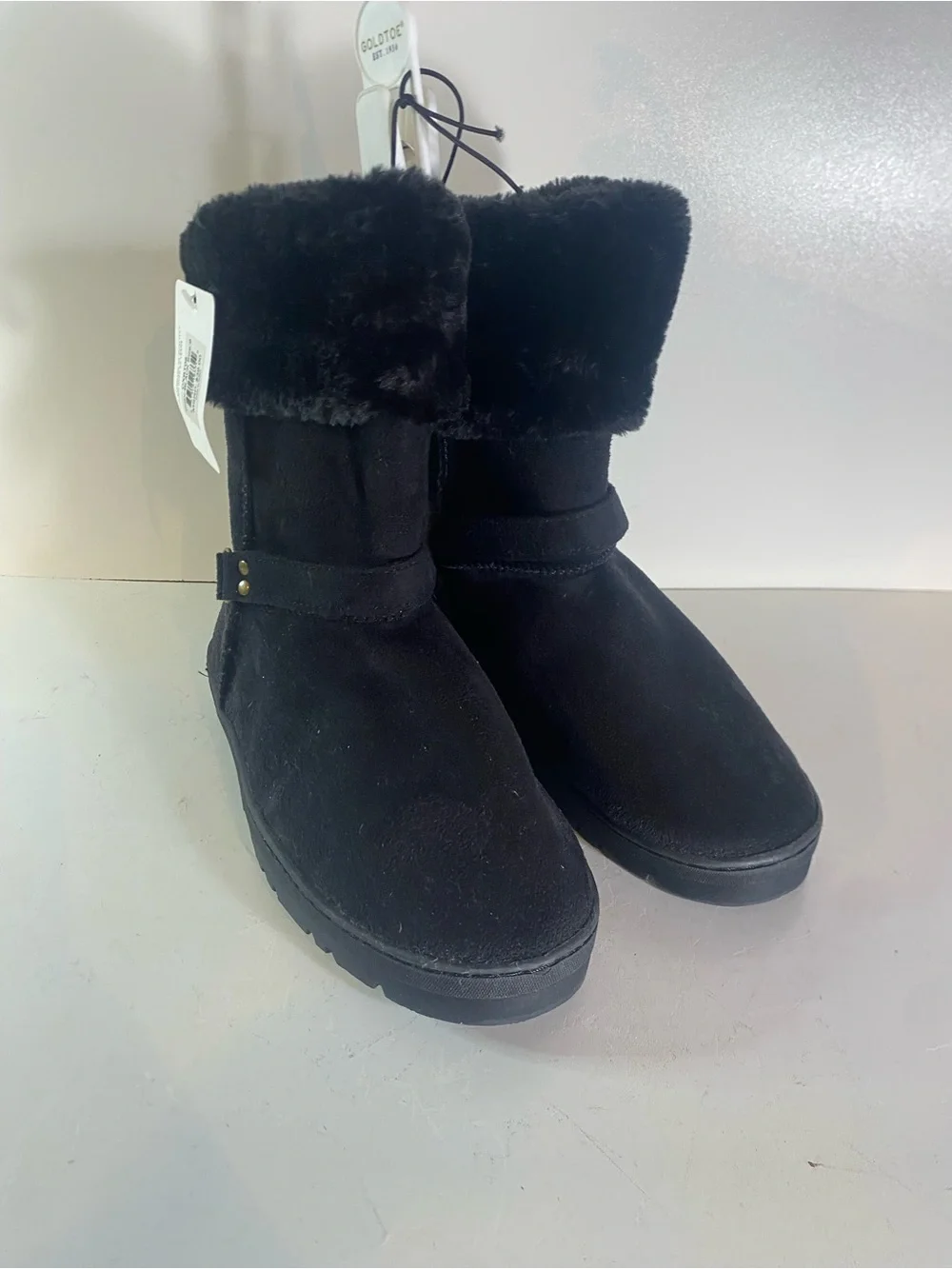 NWT Gold Toe Lightweight Black Suede Faux Black Fur Cuff Size 9