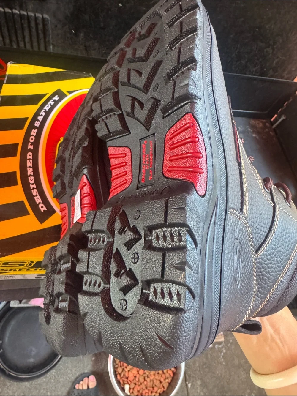 Skechers rubber secure