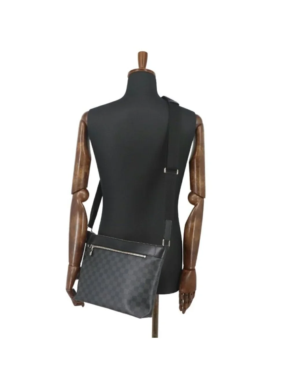 Louis Vuitton this authentic