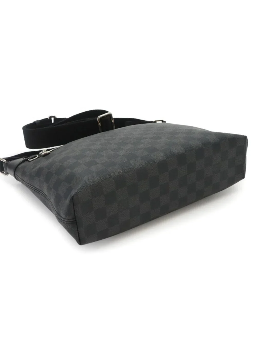 Louis Vuitton this authentic