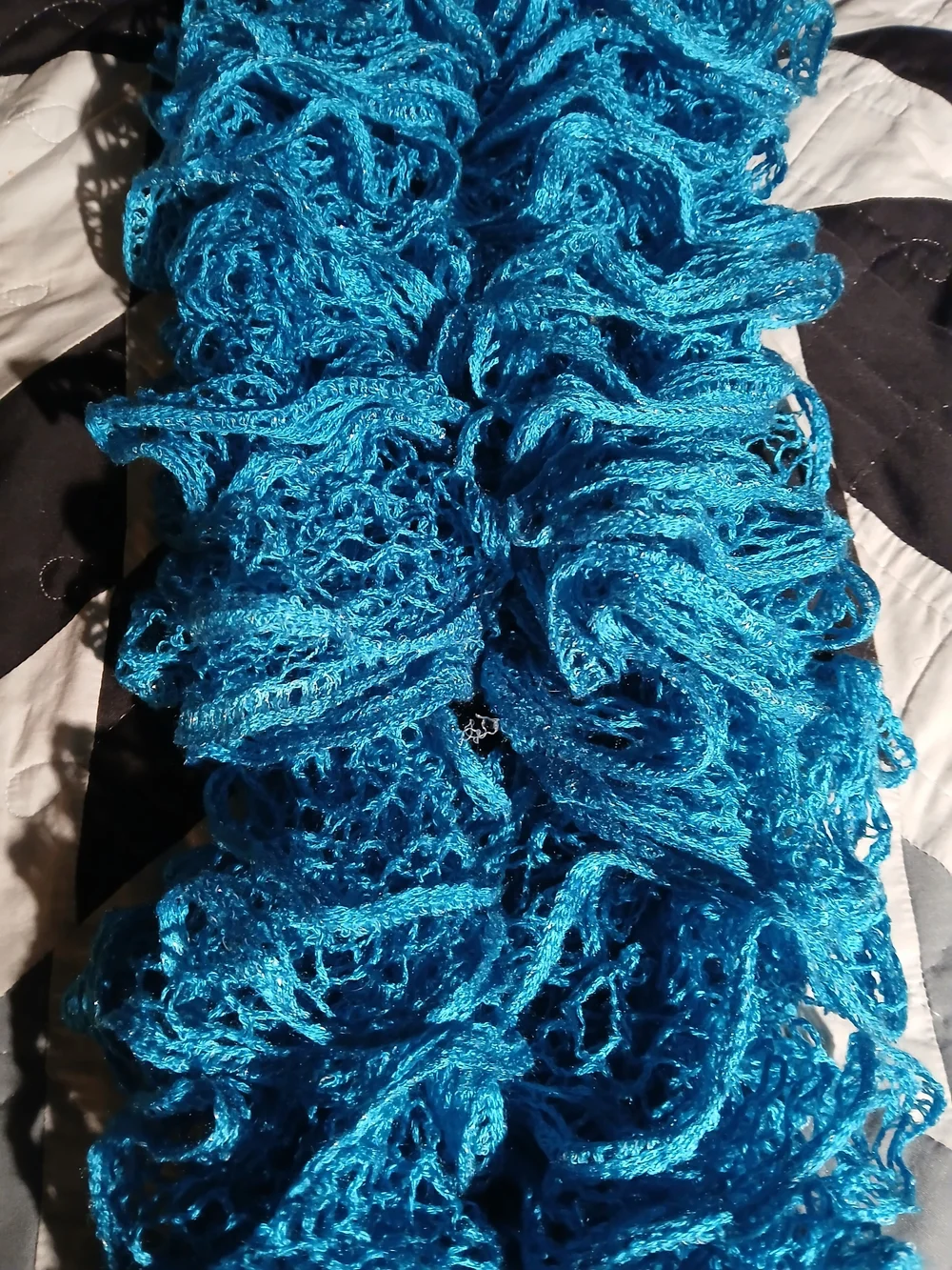 N/A vibrant ruffle