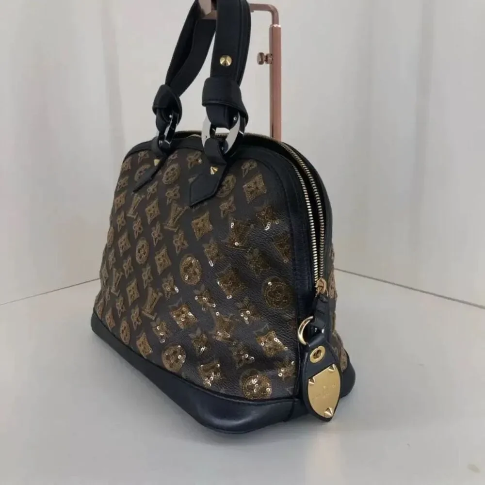 Louis Vuitton Women Pre-Loved Bag Very Good Condition