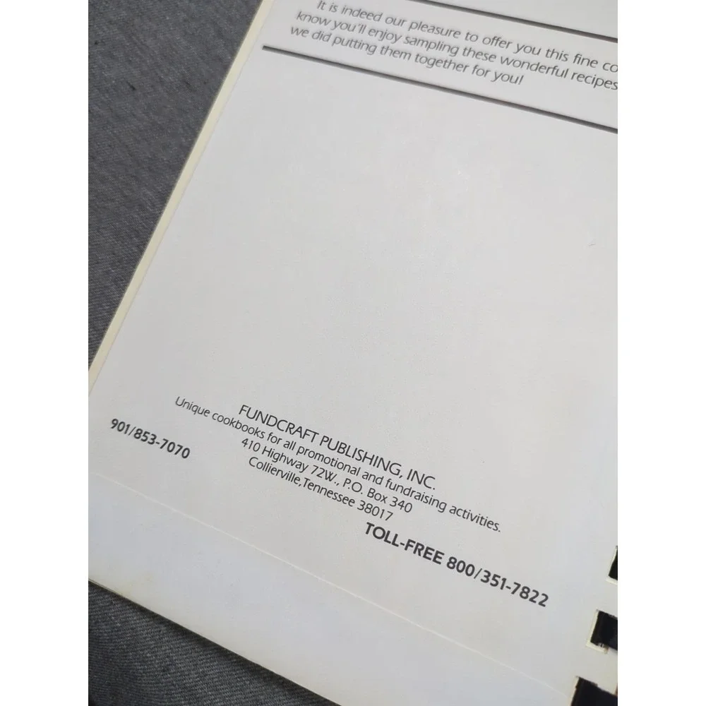 1989 Our Favorite Memphis‎ Recipes Cookbook Tual Realty Vintage Tennessee