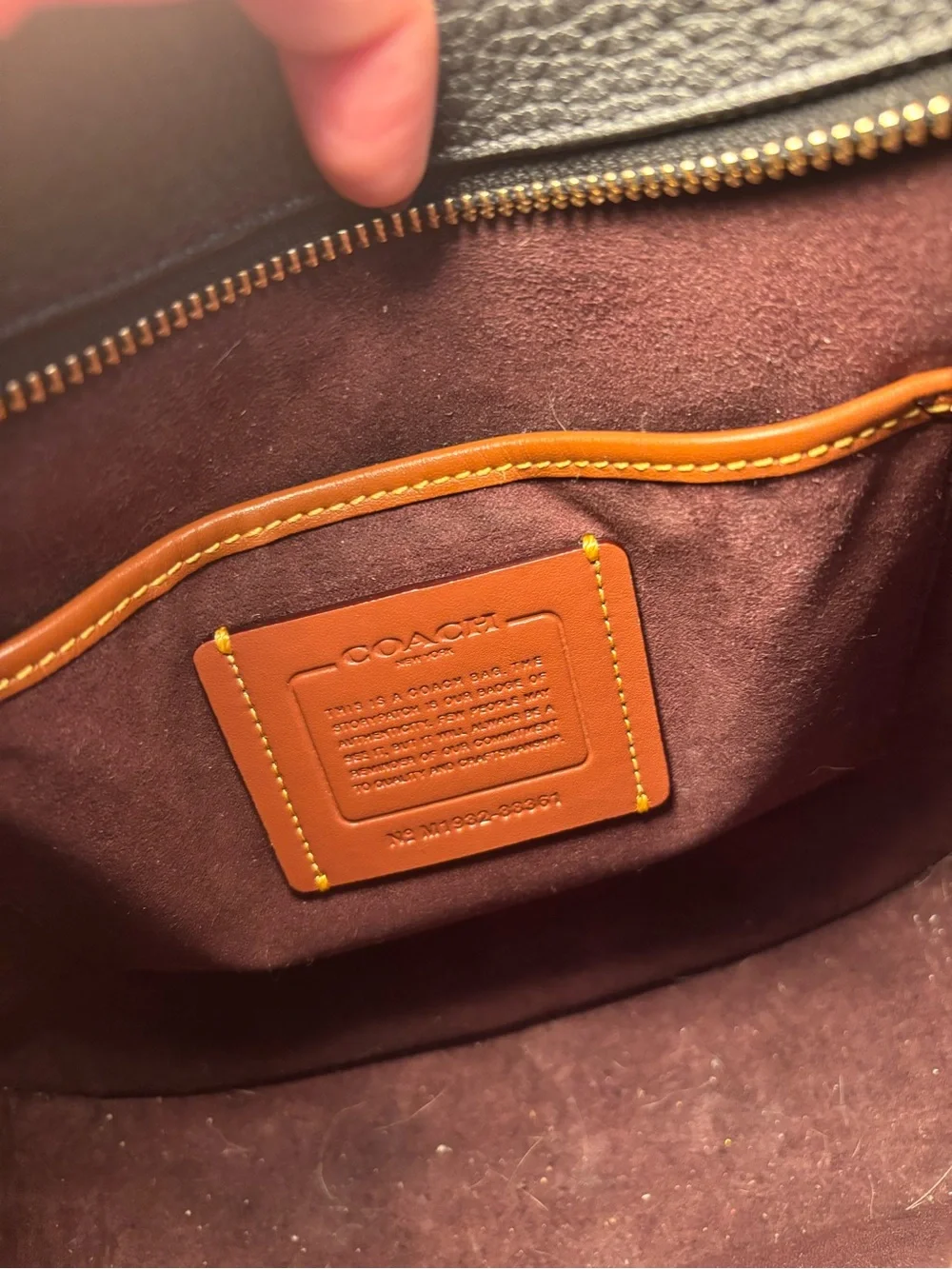 Coach minimalist black
