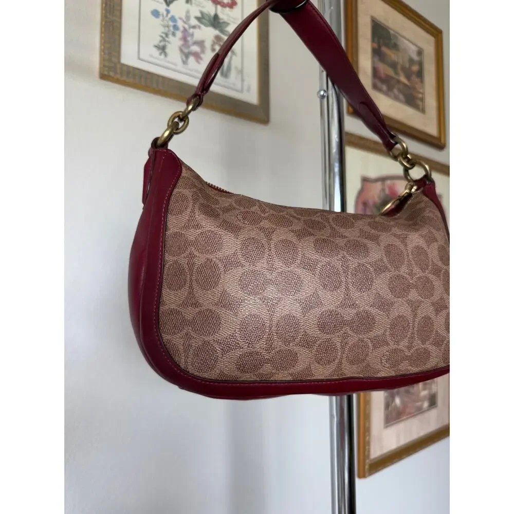 Coach sutton crossbody