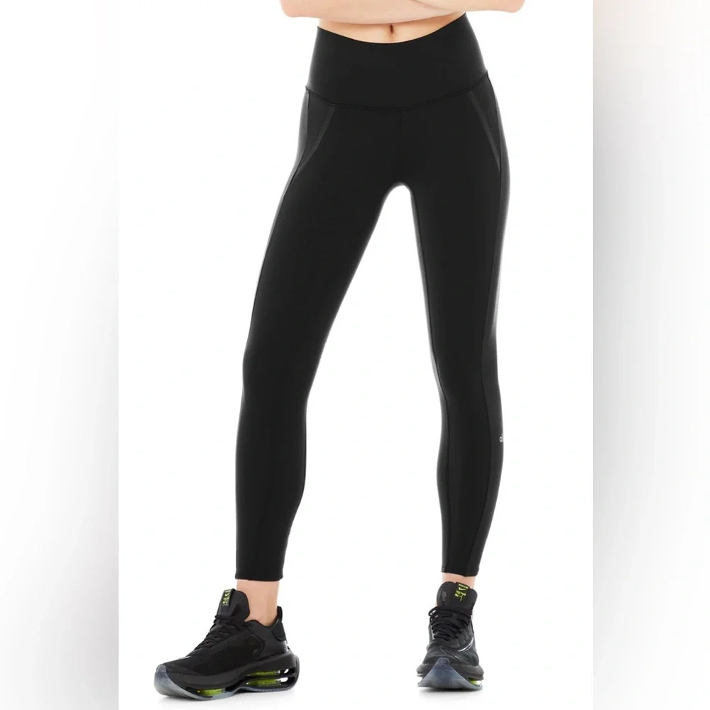 ALO Yoga add small