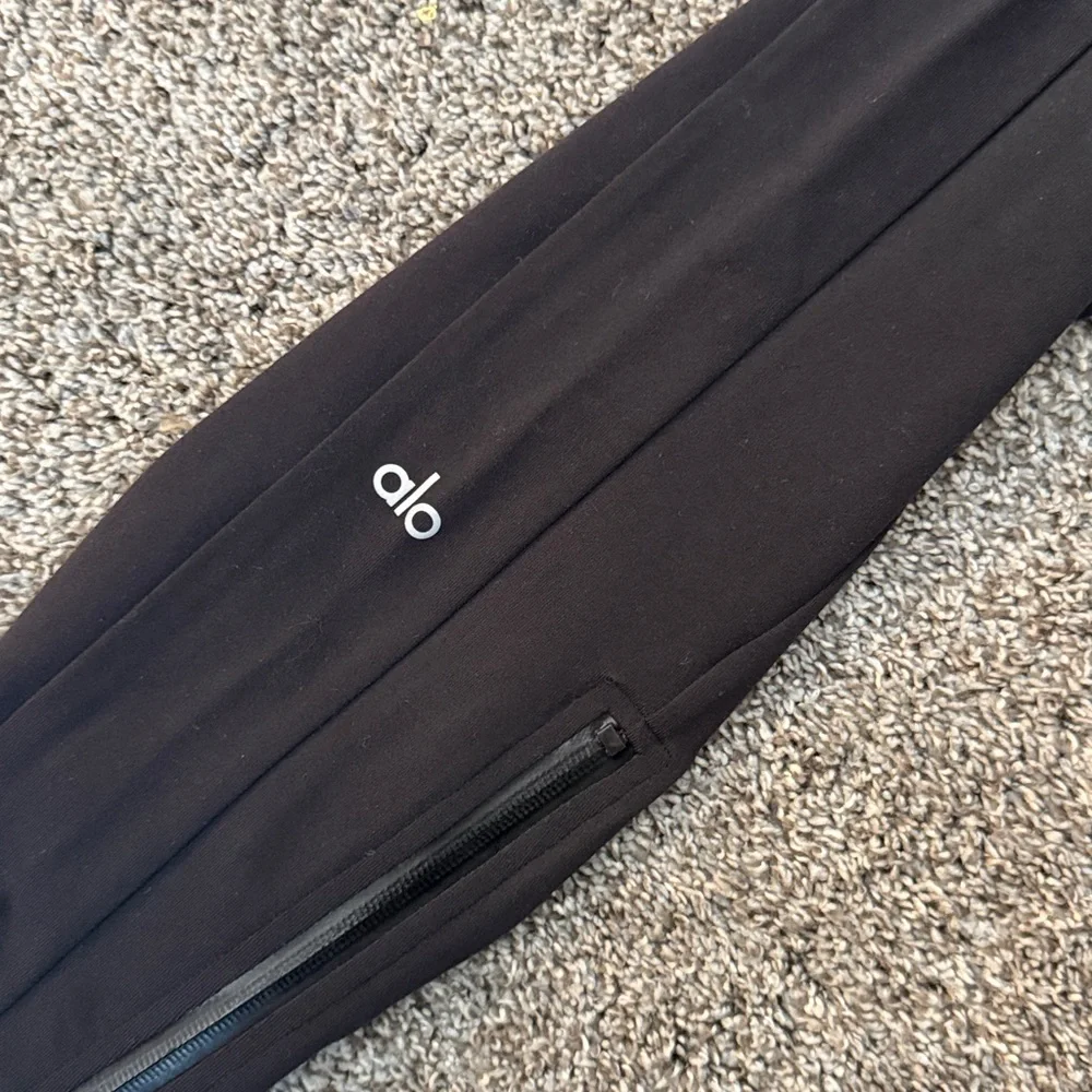 ALO Yoga faux high uniquely