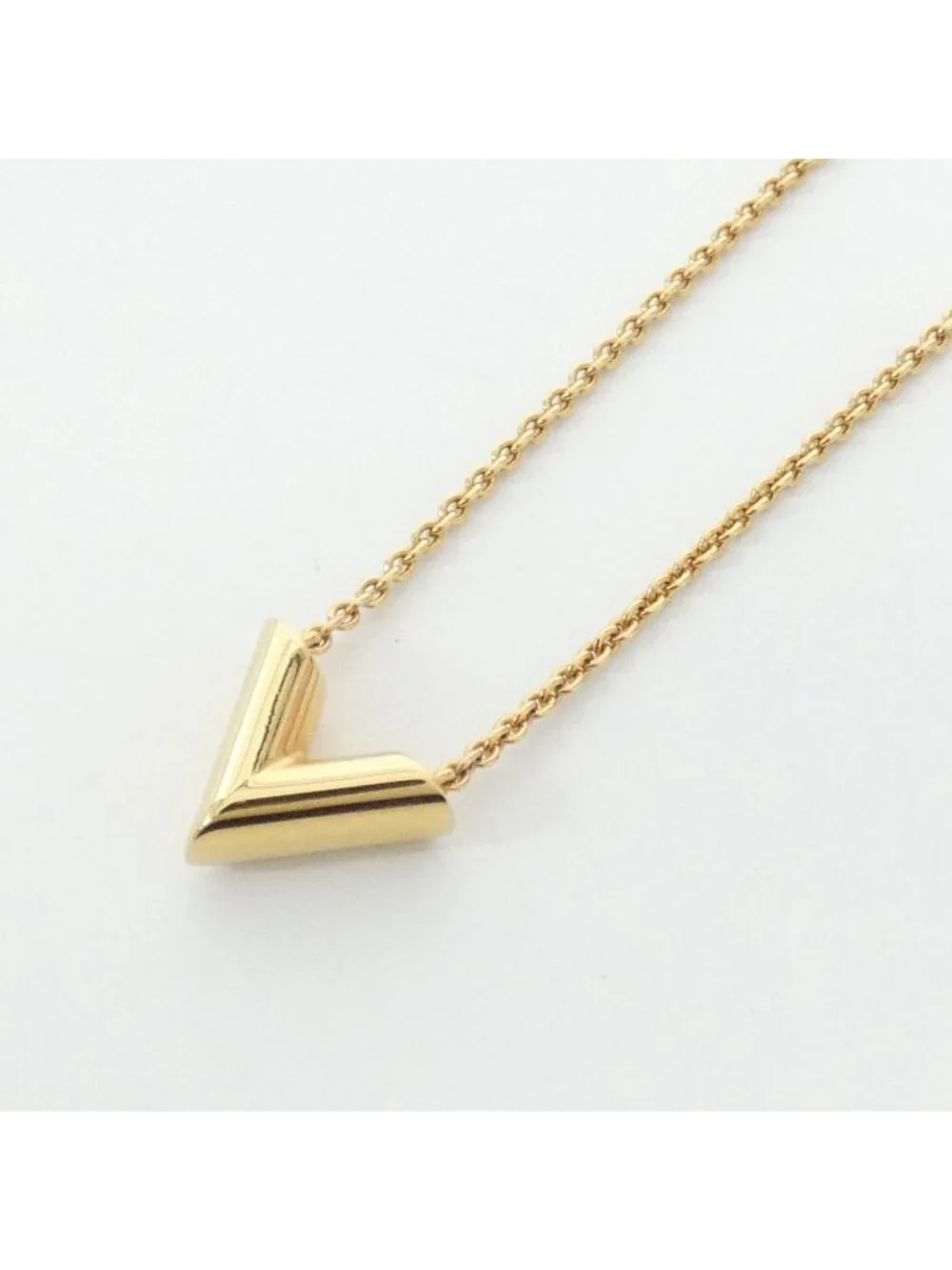 Louis Vuitton Necklace Essential
