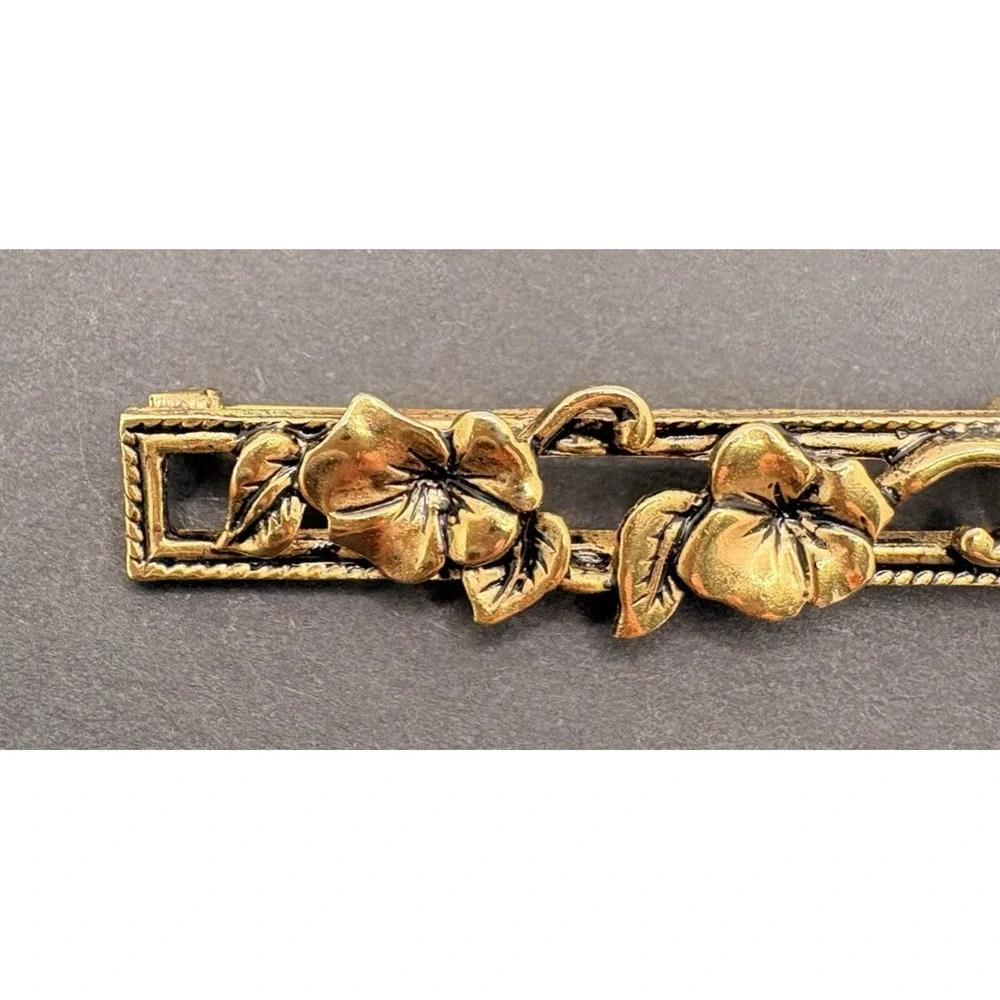 Vintage 1980s Avon Floral Vine Gold Tone Bar Brooch‎ Dainty 1.5