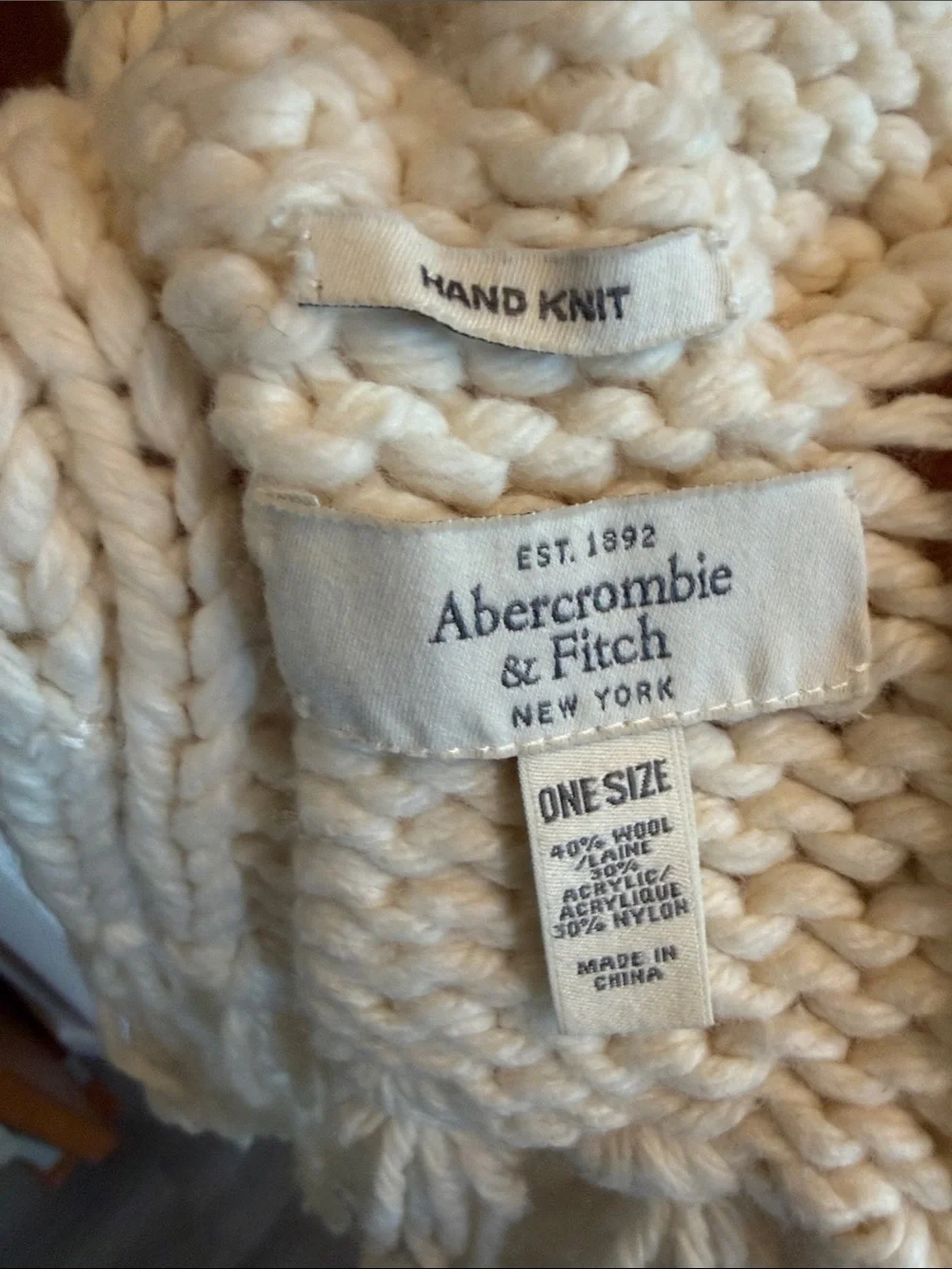 Abercrombie & Fitch cream scarf