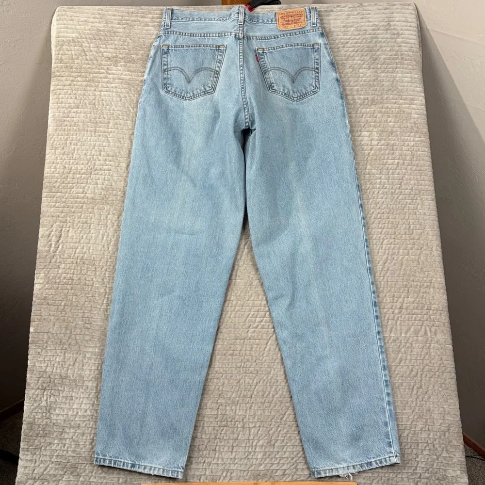 Levis levis 560