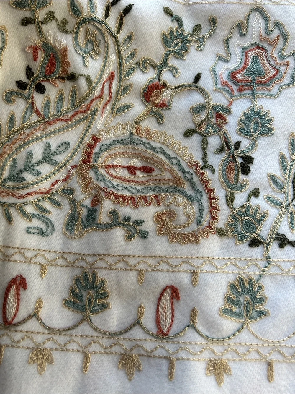 Embroidered White Fringe Cashmere Wool Shawl NEW