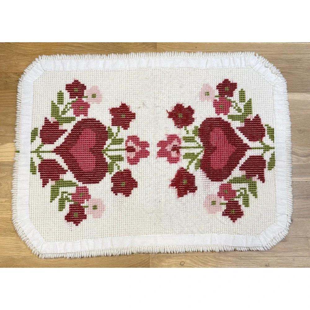 Vintage Floral Tufted Rug Tapestry Latch Hook 70s Boho Handmade Cottagecore