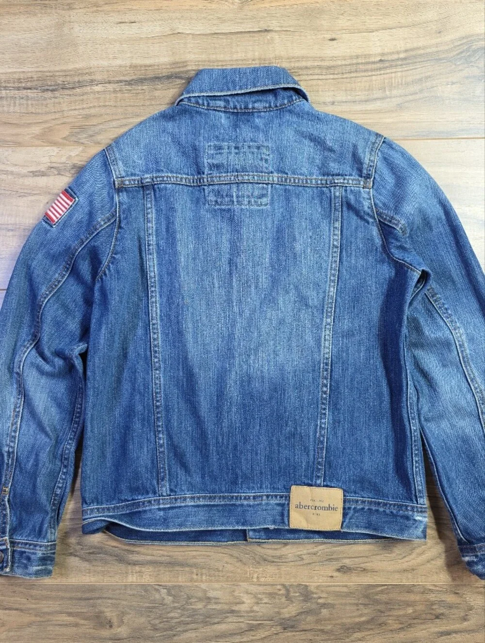 Abercrombie Kids Distressed Denim Trucker Jacket USA Flag Blue 13/14