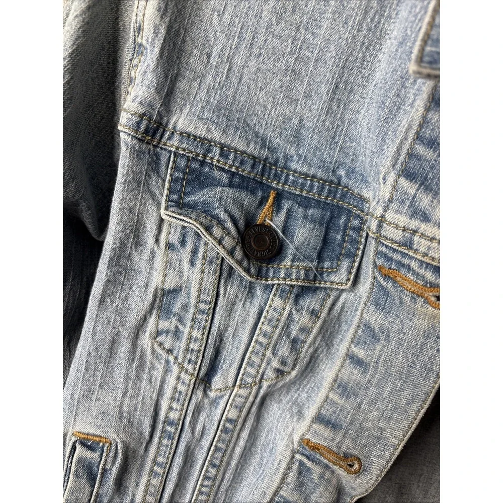Jacket-Jean-Classic-Levi-Child‎ Size-Light Wash-Button Up-Slit Pockets-Child XL