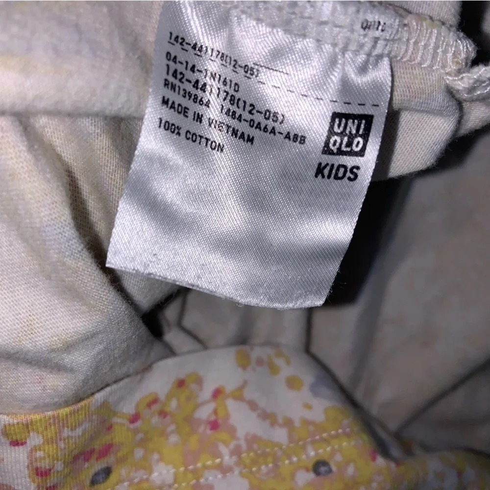 Uniqlo kids tank