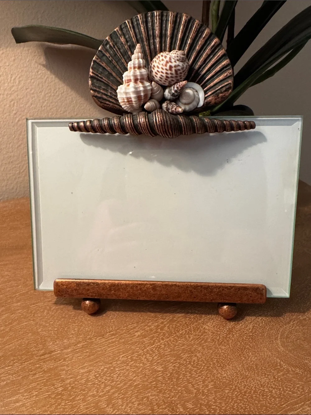 N/A sweet antiqued