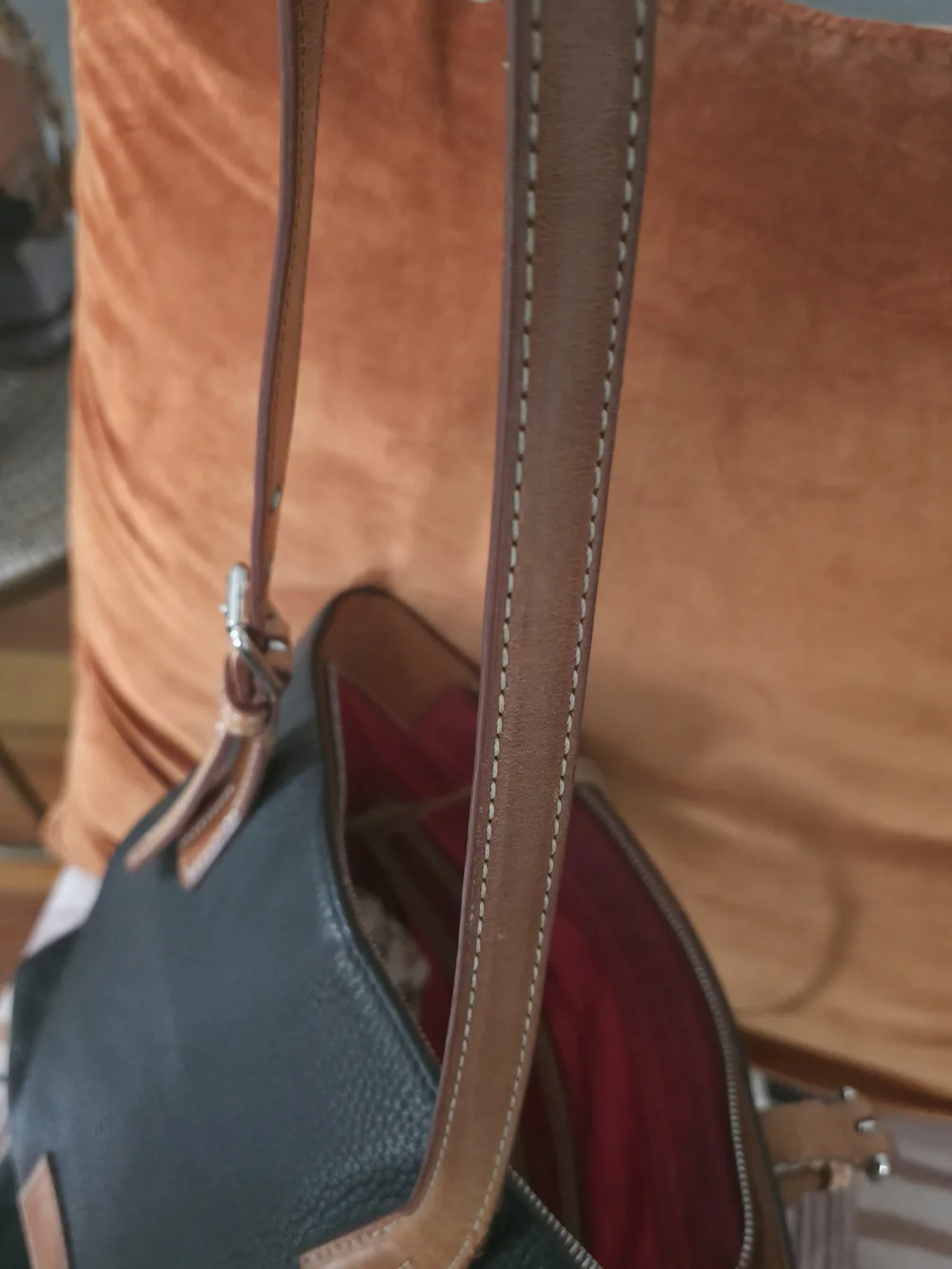 Dooney & Bourke silhouette tote subtle