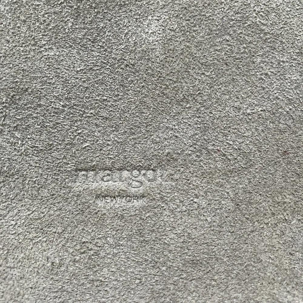 margot soft suede