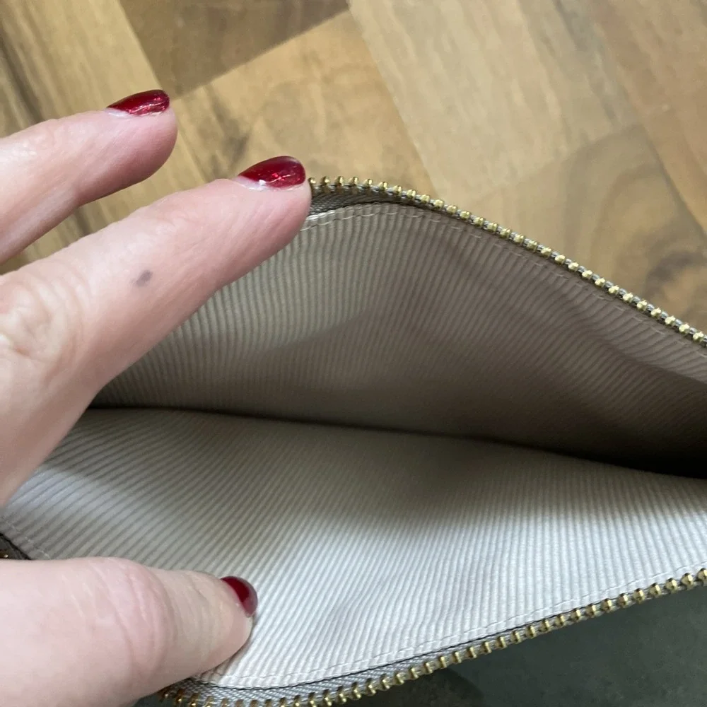 margot soft suede