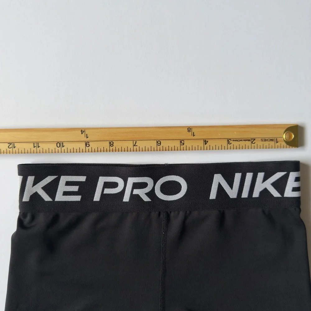 Nike item pro
