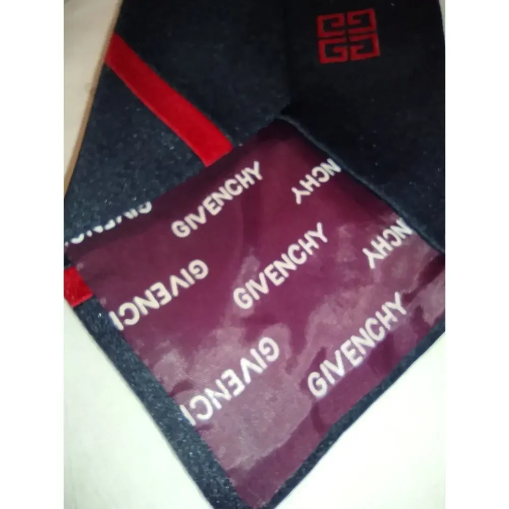 Givenchy excellent pre