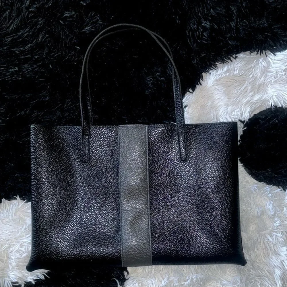 Vince Camuto open pebble stripe