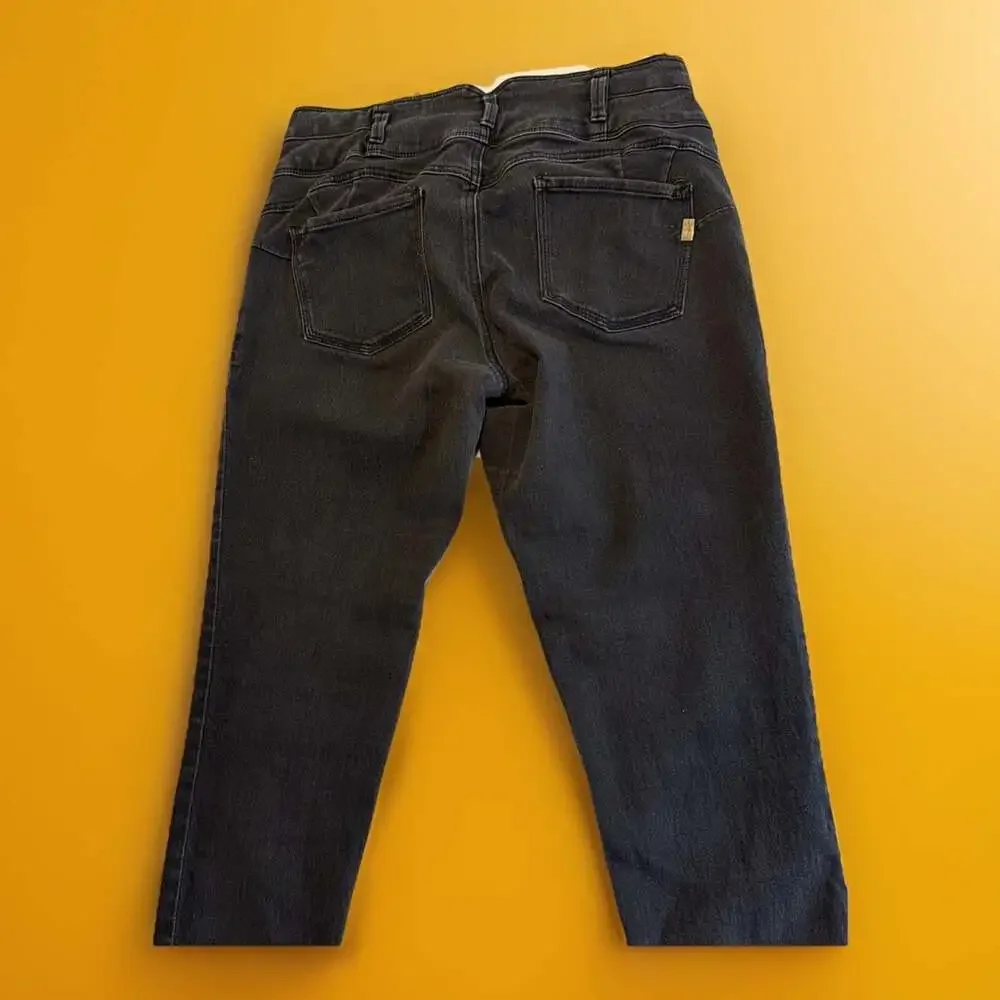 1822 Denim **no shipping