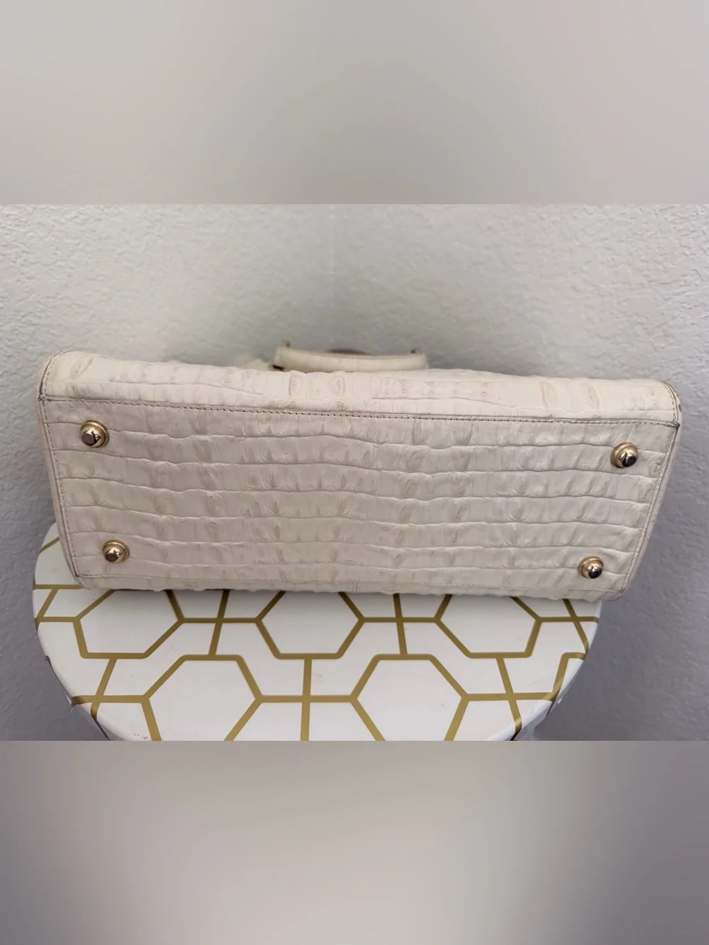 Brahmin structured croc