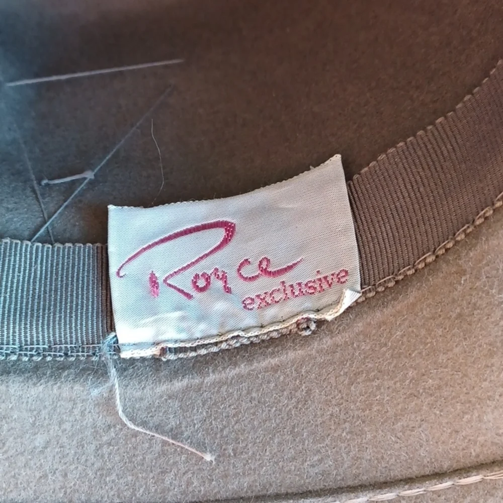VINTAGE ROYCE HAT VAIL BOW  EXCLUSIVE/NEUMANN ENDLER