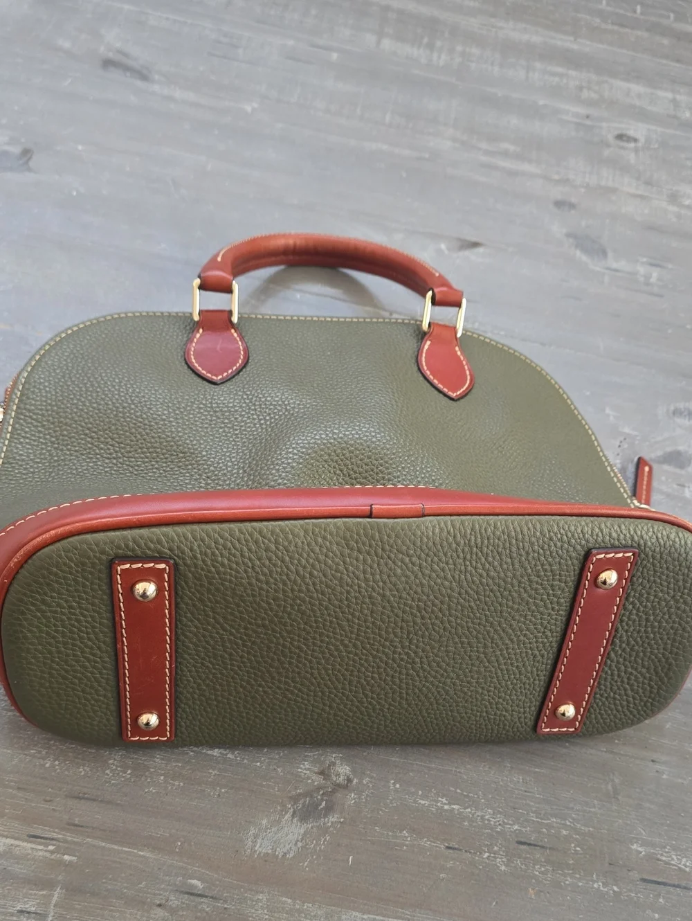 Dooney & Bourke compact structured