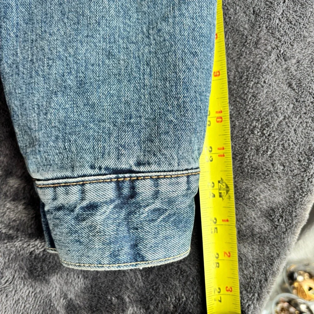 Levis classic denim