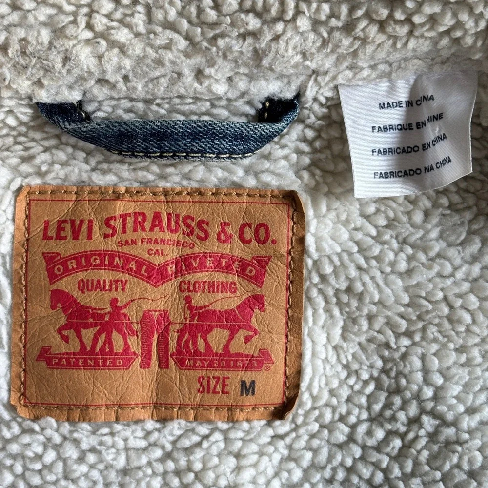 Levis classic denim
