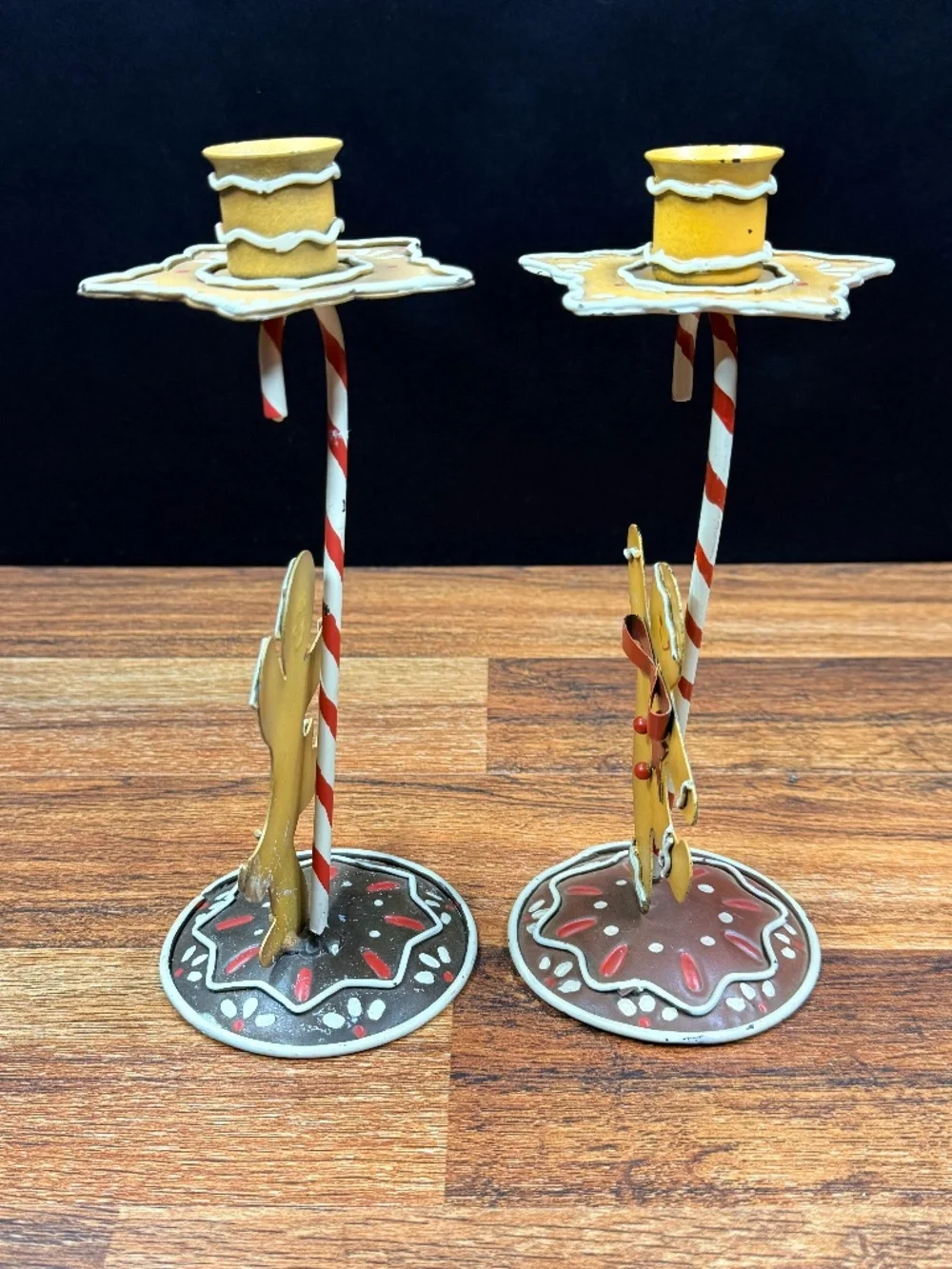N/A gingerbread candle