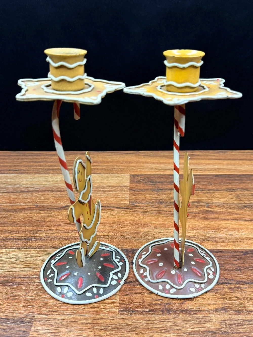 N/A gingerbread candle